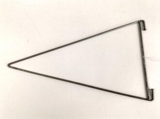 Metallrahmen für einen Fahrzeugstander. Höhe 19cm, Länge etwa 31cm