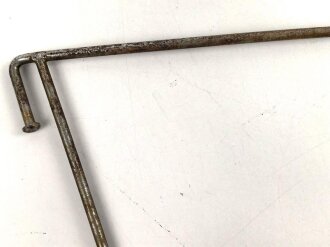 Metallrahmen für einen Fahrzeugstander. Höhe 19cm, Länge etwa 31cm