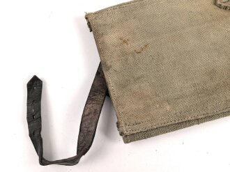 Tasche für die klappbare Winkerkelle der Wehrmacht. Kleine Ausführung14 x 17cm