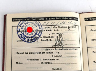 Gruppe Ausweise und Dokumente eines Herrn aus Frankfurt am Main