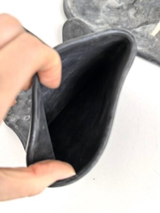 Paar Handschuhe zum schweren  Gasschutzanzug . Weiches Gummi " Dolomit 6 / 7"