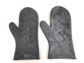 Paar Handschuhe zum schweren  Gasschutzanzug . Weiches Gummi " Dolomit 6 / 7"