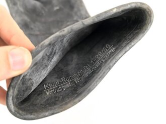 Einzelner Handschuh zum schweren  Gasschutzanzug . Weiches Gummi " Erista"