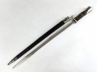 Kaiserreich und 1. Weltkrieg, Seitengewehr 98, Eigentumstück in gutem Gesamtzustand, die Scheide leicht geschrumpft