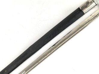 Kaiserreich und 1. Weltkrieg, Seitengewehr 98, Eigentumstück in gutem Gesamtzustand, die Scheide leicht geschrumpft
