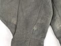 Stiefelhose für Offiziere der Waffen SS oder des Heeres. Eigentumstück aus italienischerm Tuch, getragen, mit etlichen Flickstellen