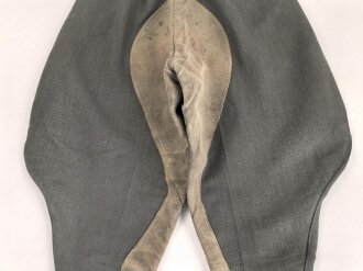 Stiefelhose für Offiziere der Waffen SS oder des Heeres. Eigentumstück aus italienischerm Tuch, in gutem Zustand