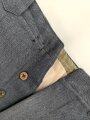 Stiefelhose für Offiziere der Luftwaffe. Getragenes Eigentumstück, leicht beschädigt