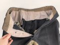 Stiefelhose für Offiziere der Luftwaffe. Getragenes Eigentumstück, leicht beschädigt