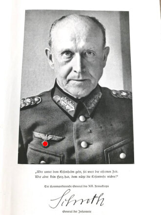 Dekoratives Fotoalbum eines Oberschützen beim Infanterie Regiment 87 Wiesbaden. Das Deckblatt ausgefüllt, das Album selbst ohne Fotos. Dazu eingeheftet die Dienstzeiturkunde von 1938