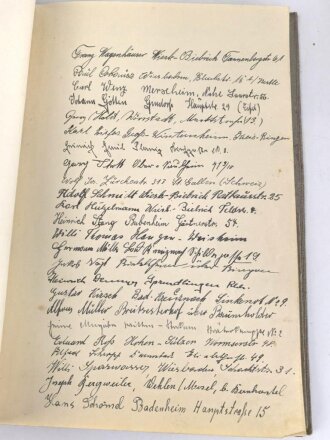 Dekoratives Fotoalbum eines Oberschützen beim Infanterie Regiment 87 Wiesbaden. Das Deckblatt ausgefüllt, das Album selbst ohne Fotos. Dazu eingeheftet die Dienstzeiturkunde von 1938