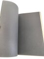 Dekoratives Fotoalbum eines Oberschützen beim Infanterie Regiment 87 Wiesbaden. Das Deckblatt ausgefüllt, das Album selbst ohne Fotos. Dazu eingeheftet die Dienstzeiturkunde von 1938