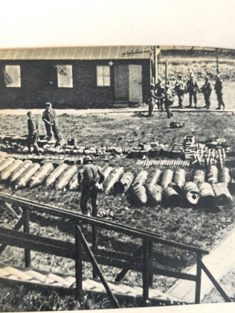 "Fallschirmjäger hier und da" datiert 1941, 216 Seiten, DIN A5