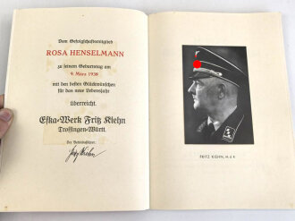 "Hitler in seinen Bergen" Bilddokumente aus der Umgebung des Führers, mit Widmung der " EFKA Werk Fritz Kiehm" für ein Gefolgschaftsmitglied datiert 1938