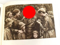 "Hitler in seinen Bergen" Bilddokumente aus der Umgebung des Führers, mit Widmung der " EFKA Werk Fritz Kiehm" für ein Gefolgschaftsmitglied datiert 1938