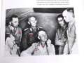 "Balkenkreuz über Wüstensand - Farbbilderwerk des deutschen Afrikakorps, datiert 1943, 159 Seiten, unter DIN A4 mit Widmung, Buchrücken geklebt