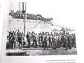 "Balkenkreuz über Wüstensand - Farbbilderwerk des deutschen Afrikakorps, datiert 1943, 159 Seiten, unter DIN A4 mit Widmung, Buchrücken geklebt