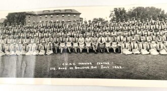 Canadian Womens Army Corps, Discarge Certificate dated 1945 and large Photo