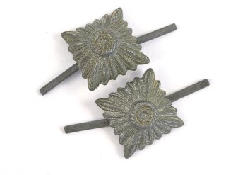 Paar Sterne für Schulterstücke der Wehrmacht. Zink, Kantenlänge 14mm