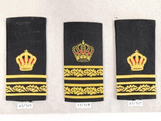 Schweden, Sammlung Rangabzeichen, auf Karton aufgeklebt