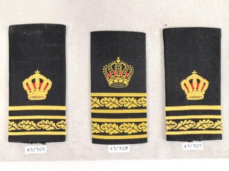 Schweden, Sammlung Rangabzeichen, auf Karton getackert