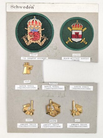 Schweden, Sammlung Armabzeichen und Kragenabzeichen, auf...