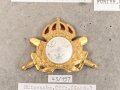 Schweden, Sammlung Mützenabzeichen, auf Karton befestigt