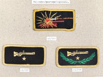 Schweden, Sammlung Schliessabzeichen, auf Karton geklebt