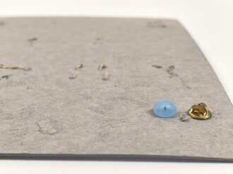 Schweden, Sammlung Regimentsabzeichen, auf Karton befestigt