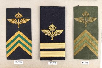Schweden, Sammlung Rangabzeichen der Luftwaffe, auf Karton getackert