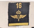 Schweden, Sammlung Abzeichen der Luftwaffe, auf Karton getackert