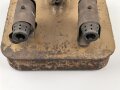 Vorheizer, Anwärmer für Motoren der Wehrmacht. Seltene Ausführung vermutlich für Panzerfahrzeuge, Originallack, ungereinigt und vollständig leer