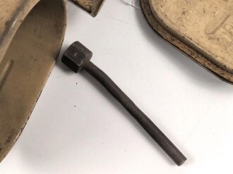 Wehrmacht, Behälter für Anlasskraftstoff. Originallack, ungereinigtes Stück