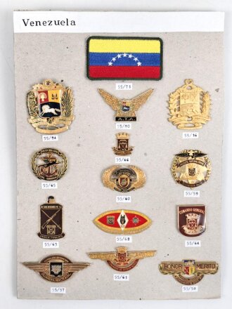 Venezuela, Sammlung verschiedene Abzeichen, auf Karton...