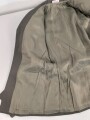 DDR, Uniformjacke eines Angehörigen im Wachregiment Felix Dzierzynski. Ungetragenes Stück, datiert 1988