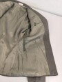 DDR, Uniformjacke eines Angehörigen im Wachregiment Felix Dzierzynski. Ungetragenes Stück, datiert 1988