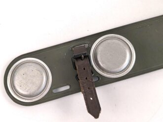Rückstrahler "Katzenauge" Hersteller "Franke Mühlhausen Thüringen"  Feldgraues Blech, Breite 33cm
