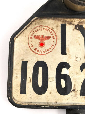 DKW Nummernschild mit Rücklicht, Originallack, Stempel des " Polizeipräsident in Düsseldorf"