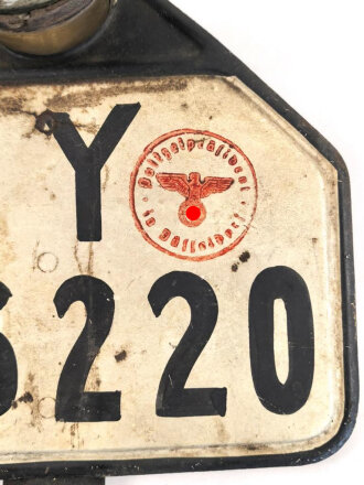 DKW Nummernschild mit Rücklicht, Originallack, Stempel des " Polizeipräsident in Düsseldorf"