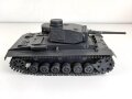 Panzer Kampfwagen III . Übungs- und Erkennungsmodell der Wehrmacht. Originallack, leicht beschädigt, Gesamtlänge 50cm.