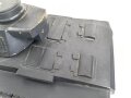 Panzer Kampfwagen III . Übungs- und Erkennungsmodell der Wehrmacht. Originallack, leicht beschädigt, Gesamtlänge 50cm.