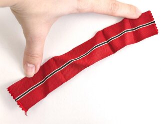 Band zur Medaille Winterschlacht im Osten. Breite 30mm , Länge 19cm