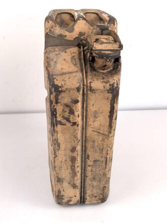 20 Liter Wasser Kanister Wehrmacht datiert 1943. Originallack, ungereinigtes Stück . Vollständig leer, riecht aber nach Treibstoff. KEIN VERSAND NACH ÜBERSEE