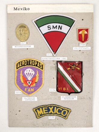 Mexiko, Sammlung verschiedene Abzeichen, auf Karton...