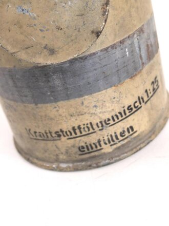 4 Liter Tankbehälter für " Kraftstoffölgemisch" Durchmesser knapp 15cm. Originallack, ungereinigt, vollständig leer