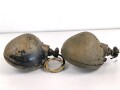 Paar Scheinwerfer für Fahrzeuge der Wehrmacht. Originale Tarnlackierung,  Scheibendurchmesser 21cm, Die Schrauben wurden ewig nicht mehr geöffnet, dabei soll es bleiben.  Funktion nicht geprüft