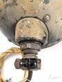Paar Scheinwerfer für Fahrzeuge der Wehrmacht. Originale Tarnlackierung,  Scheibendurchmesser 21cm, Die Schrauben wurden ewig nicht mehr geöffnet, dabei soll es bleiben.  Funktion nicht geprüft
