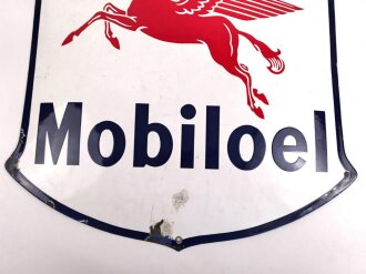Emailleschild " Mobiloel" Leicht restauriert, sonst gut, Höhe 60cm. Genau datieren kann ich das Schild leider nicht.