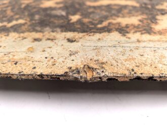 Panzerplatte für ein Fahrzeug der Wehrmacht. Originallack, Maße 50 x 100cm. Wiegt unverpackt 21kg