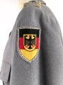 Bundeswehr , Dienstrock für einen Feldwebel der Nachrichtentruppe. Eigentumstück in sehr gutem Zustand